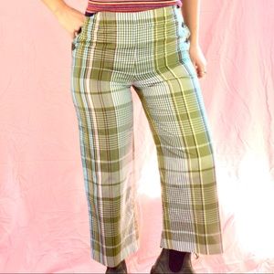 Vintage 1990s green plaid high waisted cropped pants. Size 6. Sailor pants.